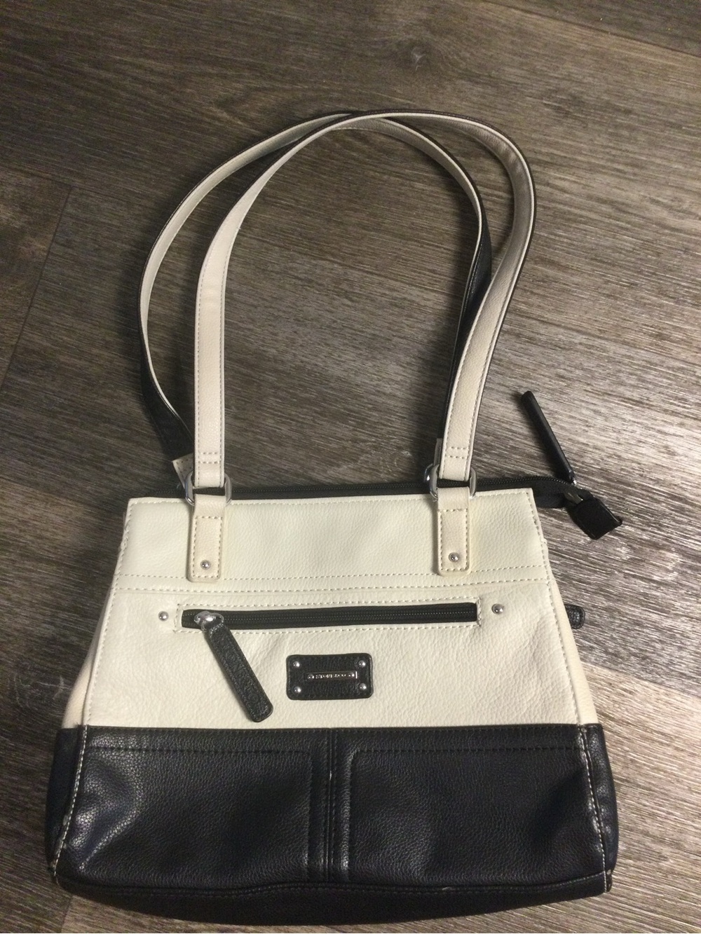 Stone & Co. Cream and Black Two-Tone Shoulder Bag